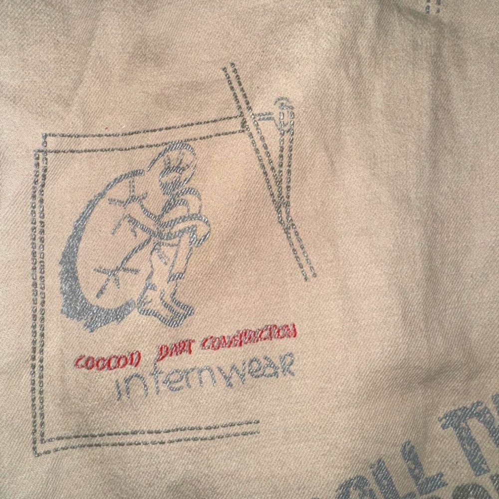 Rare Marithe Francois Girbaud printed khakis / jeans
Vintage baggy wide leg - Picture 4 of 5